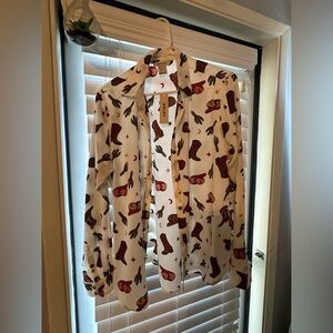 Ariat Women's Western Print Long Sleeve Shirt - Homestyle LS Shirt - NWT